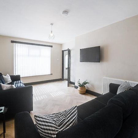 Poppy'S Place - Manningham Road Liverpool Ngoại thất bức ảnh